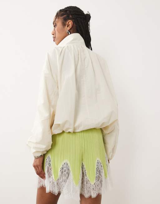 ASOS DESIGN mix & match plisse shorts in green with white lace trim, 4 of 5