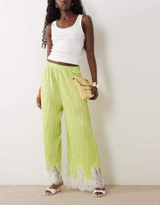 Брюки прямого кроя из плиссе от ASOS DESIGN mix &match зеленого цвета с белой кружевной отделкой green