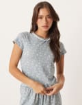[ASOS DESIGN] ASOS DESIGN Mix & Match pyjama baby tee in blue ditsy print L Blue ditsy