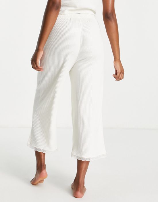 https://images.asos-media.com/products/asos-design-mix-match-ribbed-lace-pajama-culotte-in-cream/201818389-2?$n_550w$&wid=550&fit=constrain