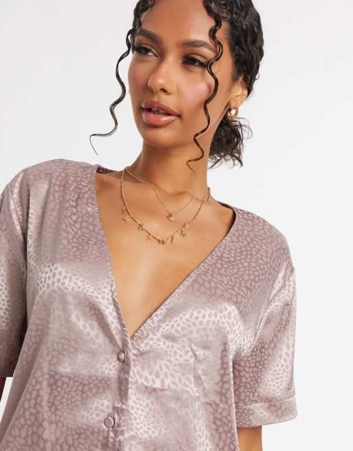 ASOS DESIGN mix & match satin animal jacquard pyjama shirt in dusty rose, 3 of 4