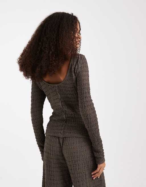 ASOS DESIGN mix & match scoop neck or back textured long sleeve top with seam detailing in gray , 4 of 4