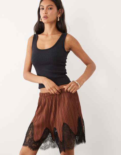 ASOS DESIGN - Mix & Match - Short plissé avec ourlet en dentelle - Marron et noir - view 1