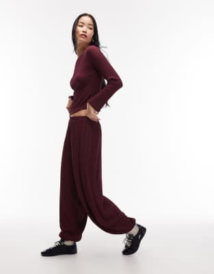 ASOS DESIGN - Mix & Match - Strukturierte Ballonhose in Beerenrot