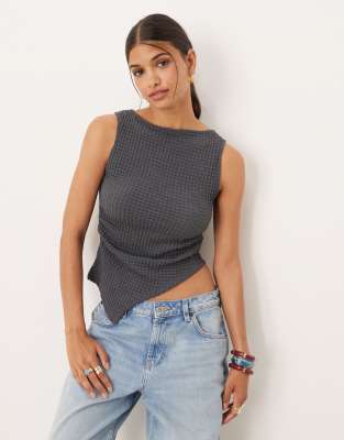 ASOS DESIGN - Mix & Match - Strukturiertes, asymmetrisches Oberteil in Marineblau mit geraffter Taille-Schwarz