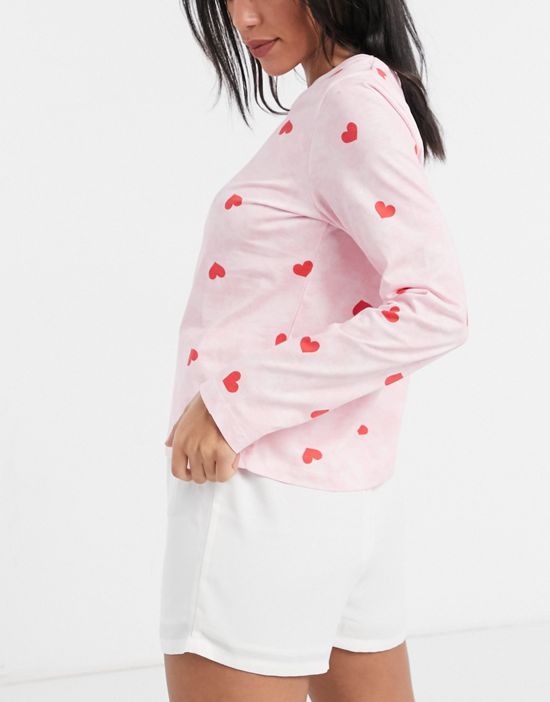 https://images.asos-media.com/products/asos-design-mix-match-tie-dye-heart-long-sleeve-pajama-tee-in-pink/21797970-2?$n_550w$&wid=550&fit=constrain