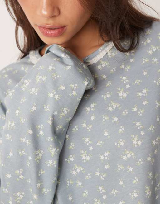 ASOS DESIGN - Mix & Match - Top del pigiama squadrato a maniche lunghe blu con stampa a fiorellini, 3 di 4