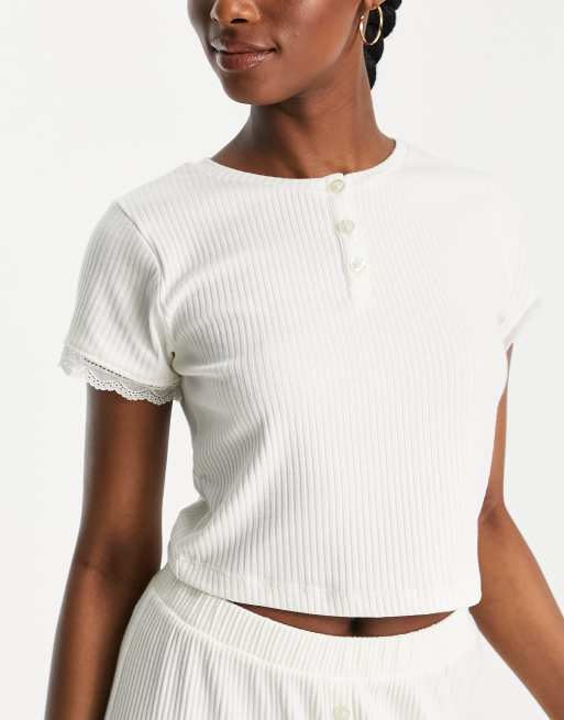 ASOS DESIGN - Mix & Match - Top pigiama color crema a coste con bottoni e pizzo