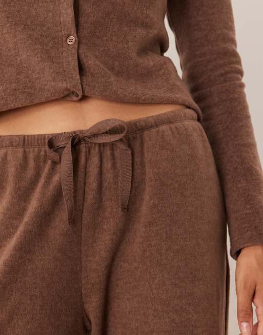 ASOS DESIGN - Mix og match - Chokoladebrune lette fleecebukser med ekstremt vide ben, 4 af 4