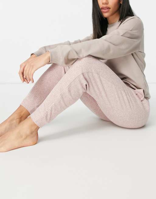 ASOS DESIGN - Mix og Match - Superbløde lounge-joggingbukser i lyserødt ribstrik