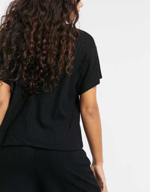 ASOS DESIGN – Mixa & matcha – Svart ribbad pyjamastopp i jersey med spets och slouchy-passform, 2 av 4