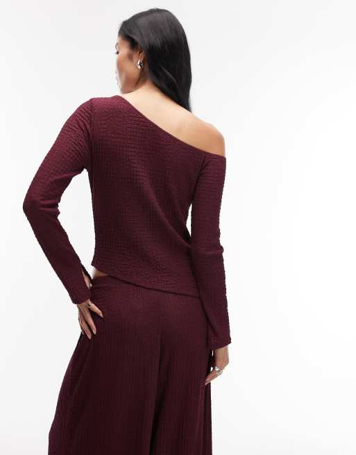 ASOS DESIGN – Mixa och matcha – Bärröd, texturerad, asymmetrisk topp med långa ärmar, 4 av 4