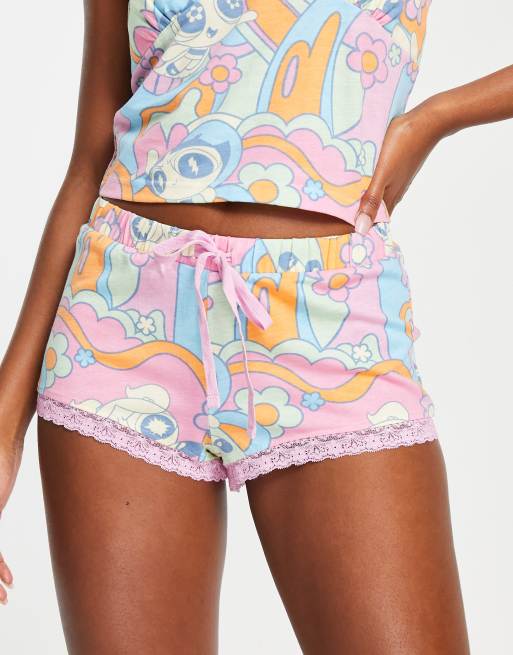 ASOS DESIGN – Mixa och matcha – Flerfärgade pyjamasshorts med spets och mönster med Power Puff Pinglorna