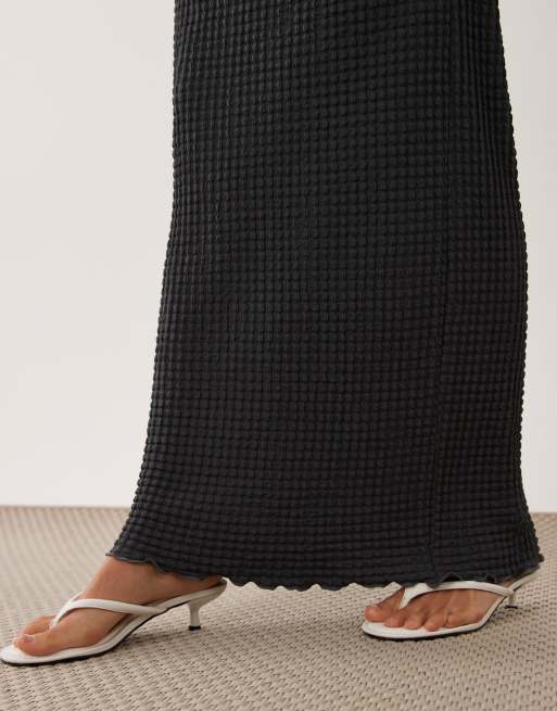 ASOS DESIGN – Mixa och matcha – Marinblå maxikjol med textur, 3 av 5