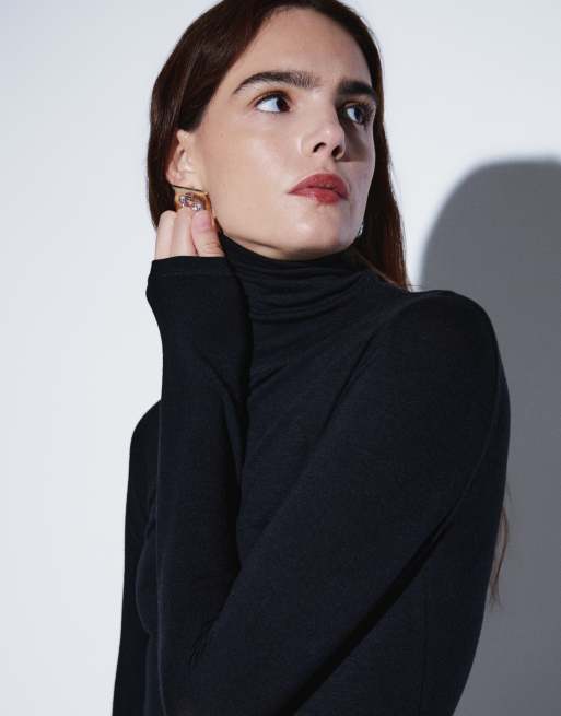 ASOS DESIGN mjuk polotröja med långa ärmar i svart, 2 av 4