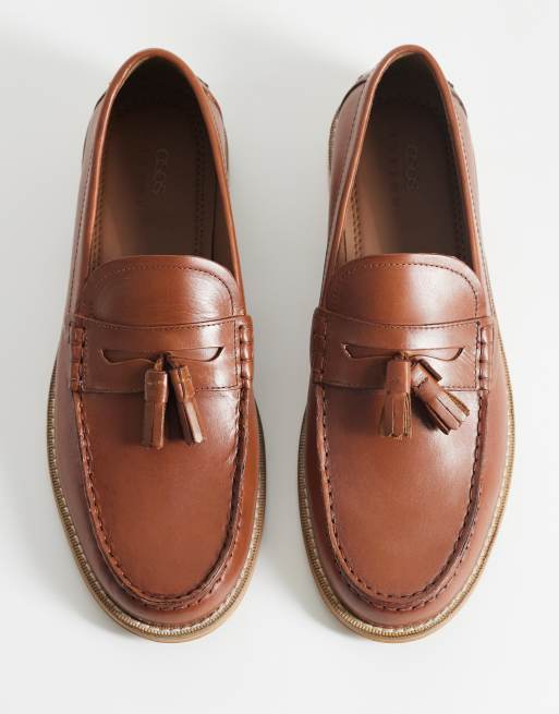 ASOS DESIGN - Mocasines color tostado con suela natural y borlas de cuero