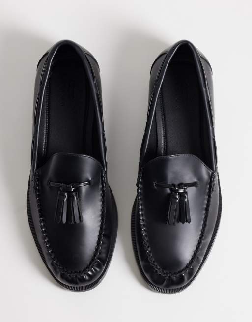 ASOS DESIGN - Mocasines con detalle de borlas y cordones en negro, 4 de 4
