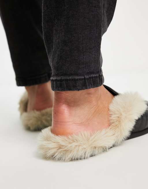 ASOS DESIGN - Mocassini a sabot in pelle sintetica nera con pelliccia sintetica, 3 di 4
