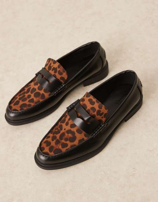 ASOS DESIGN - Mocassini college neri con stampa leopardata, 2 di 4