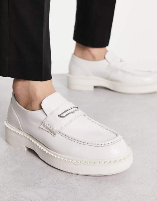 ASOS DESIGN Mocassini in pelle bianca con dettagli in metallo