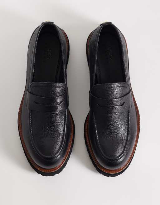 ASOS DESIGN - Mocassini stile penny in pelle martellata nera con suola a carrarmato, 2 di 4