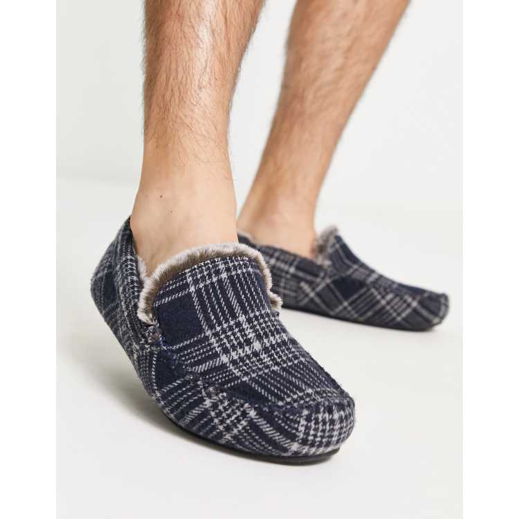 Mens novelty hot sale slippers asos