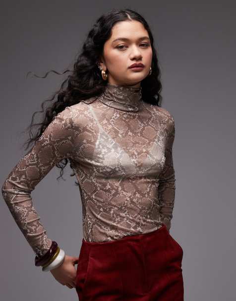 ASOS DESIGN – Mockabrun, ormmönstrad, åtsmitande polotröja i tunn mesh - view 1