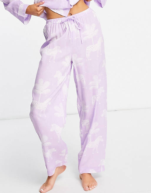  modal zebra & palm long sleeve shirt & trouser pyjama set in lilac 