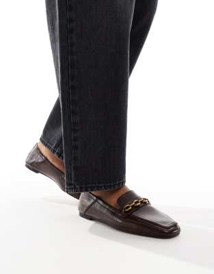 ASOS DESIGN - Model - Loafer in Braun mit Kettendetail