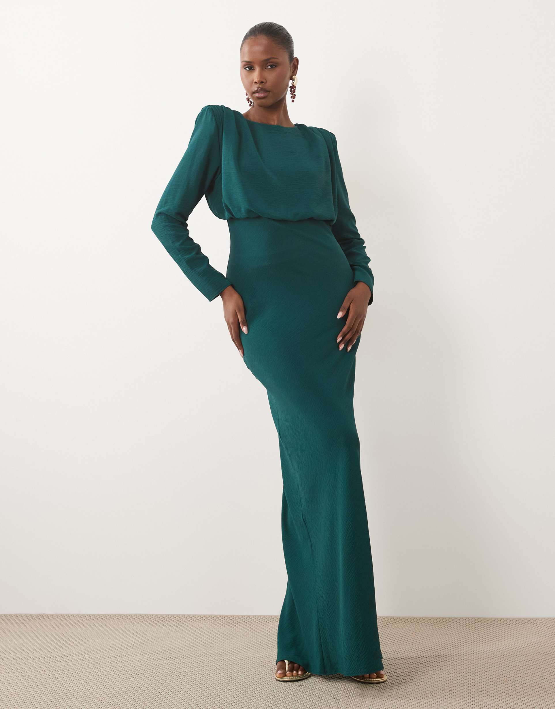 asos design modesty batwing sleeve maxi dress in bottle green