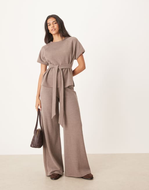 ASOS DESIGN - Mokkabrun superblød kortærmet T-shirt med bindebånd i taljen, 2 af 4