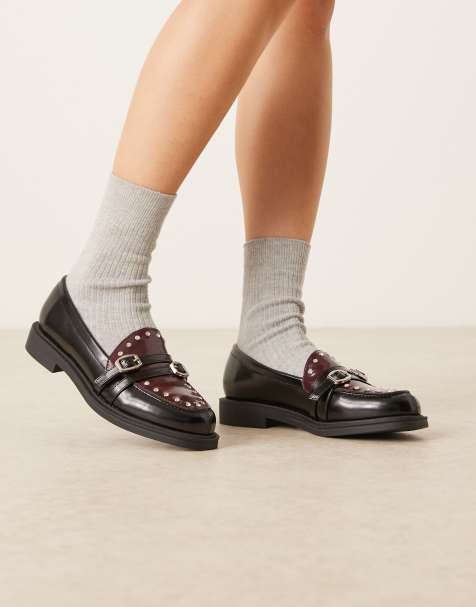 ASOS DESIGN – Molly – Svarta och vinröda loafers med dubbla spännen - view 1