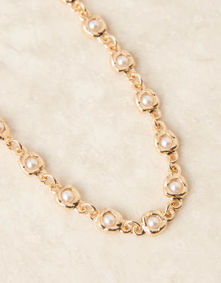 Asos Design Molten Link Bracelet With Pearls In Gold