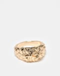 [ASOS DESIGN] ASOS DESIGN molten texture ring with sea life detail in gold tone L Gold