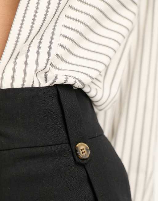 ASOS DESIGN mom short with waist tabs with linen in black, 3 of 4