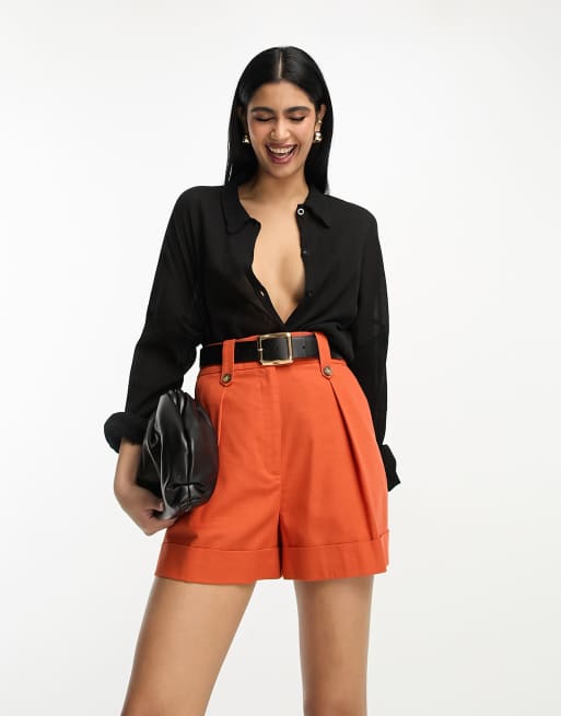 ASOS DESIGN - Mom shorts color ruggine in misto lino con passanti in vita