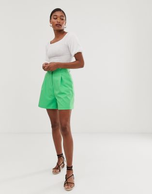mom in shorts