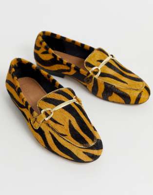 loafer tiger