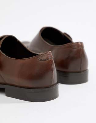 asos shoe store near me