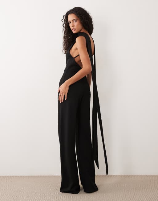 ASOS DESIGN mono de crepé con detalle de bufanda y espalda escotada en negro, 3 de 4