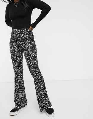 flared pants print