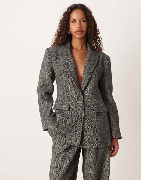 ASOS DESIGN – Monokrom, fiskbensmönstrad kavaj i yllemix med skulpterande design och borstad finish - view 1