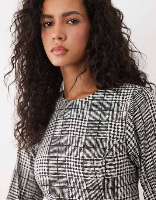 ASOS DESIGN - Monokrom minikjole med lange ærmer og tern, 2 af 4