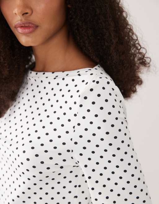 ASOS DESIGN - Monokrom top med bådudskæring og 3/4-ærmer samt polkaprikker, 3 af 4