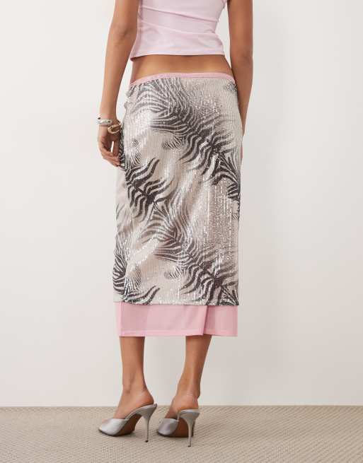 ASOS DESIGN mönstrad paljettkjol med peek-a-boo-fåll i midilängd och pennmodell i zebra, 5 av 5