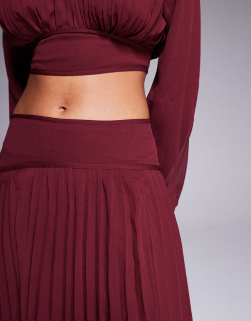 ASOS DESIGN – Mörk körsbärsröd maxikjol med sänkt midja och plisserad midja, 3 av 5