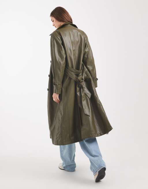 ASOS DESIGN – Mörk, olivgrön trenchcoat i läderlook, 4 av 4