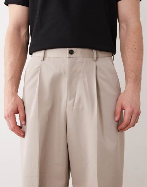 ASOS DESIGN – Mörkbeige finbyxor med veck och ledig passform, 2 av 5