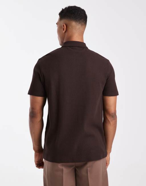 ASOS DESIGN – Mörkbrun, våfflad pikétröja i regular fit med dragkedja, 3 av 5