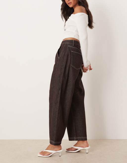 ASOS DESIGN – Mörkbruna, ankellånga jeans med barrelben, 3 av 5
